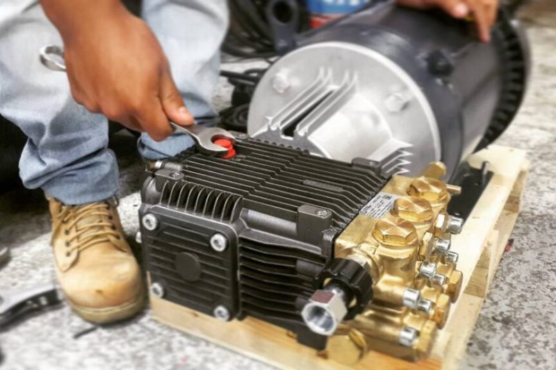 The Essential Guide to Pressure Washer Pump Oil: Types, Maintenance, and Best Practices