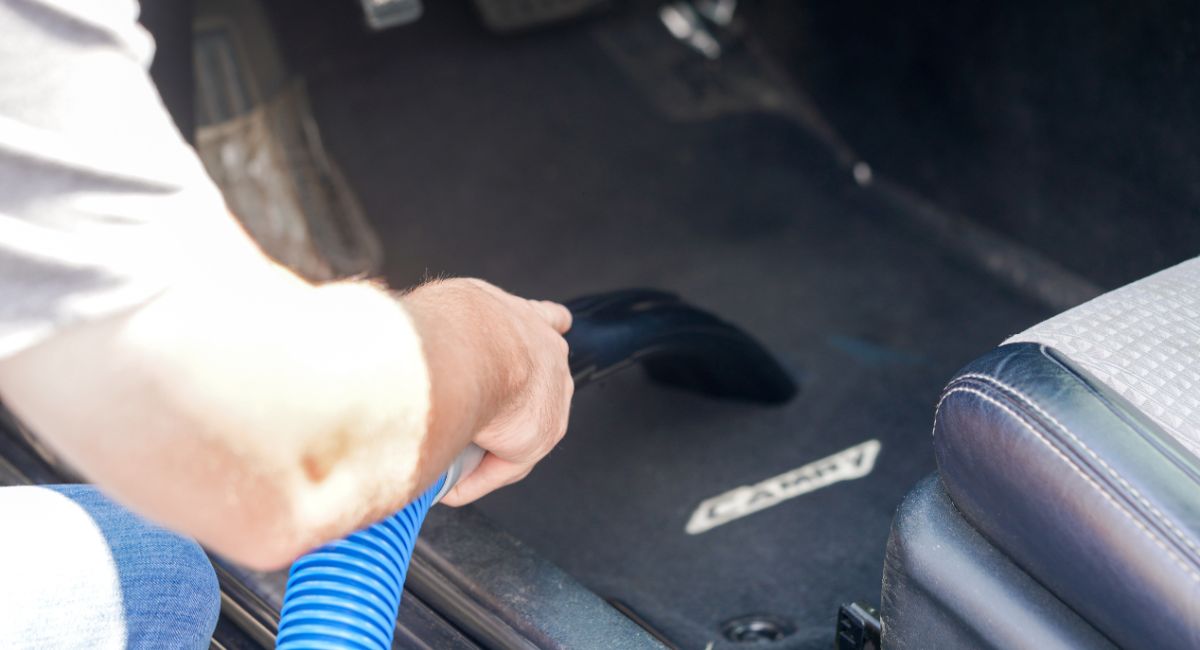 Car Wash with Free Vacuum