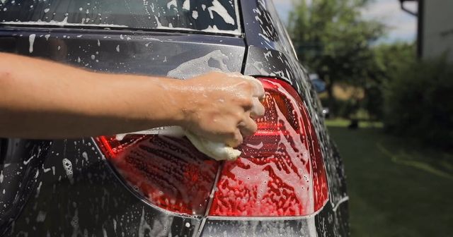 Wash 'N Roll Express Car Wash